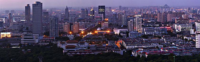 丰富的皮肤和武器效果 《分裂之门2》“创始者包”预告公布